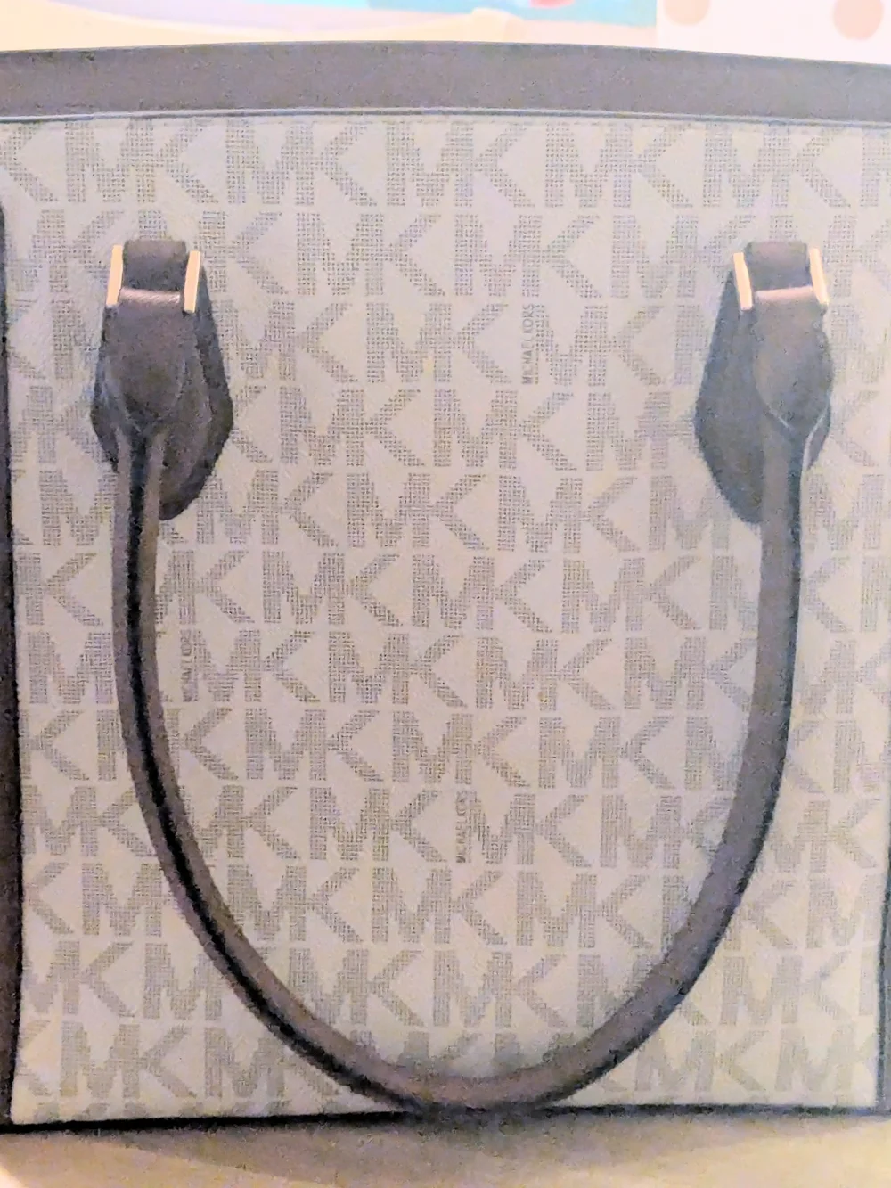 Michael Kors Ayden Large Signature Logo Tote Bag . Used 1 Time Only